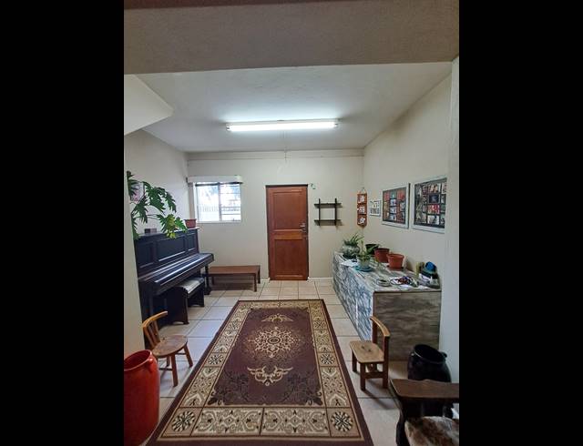 3 bed property to rent in PAGLANDE